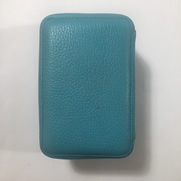 Trish McEvoy Petite Blue Leather Makeup Planner - Picture 14 of 14